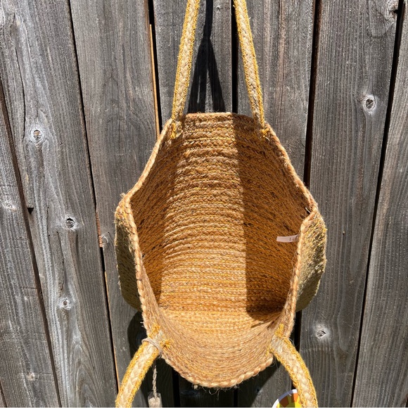 C&C California large straw tote shoulder beach bag - Picture 7 of 8